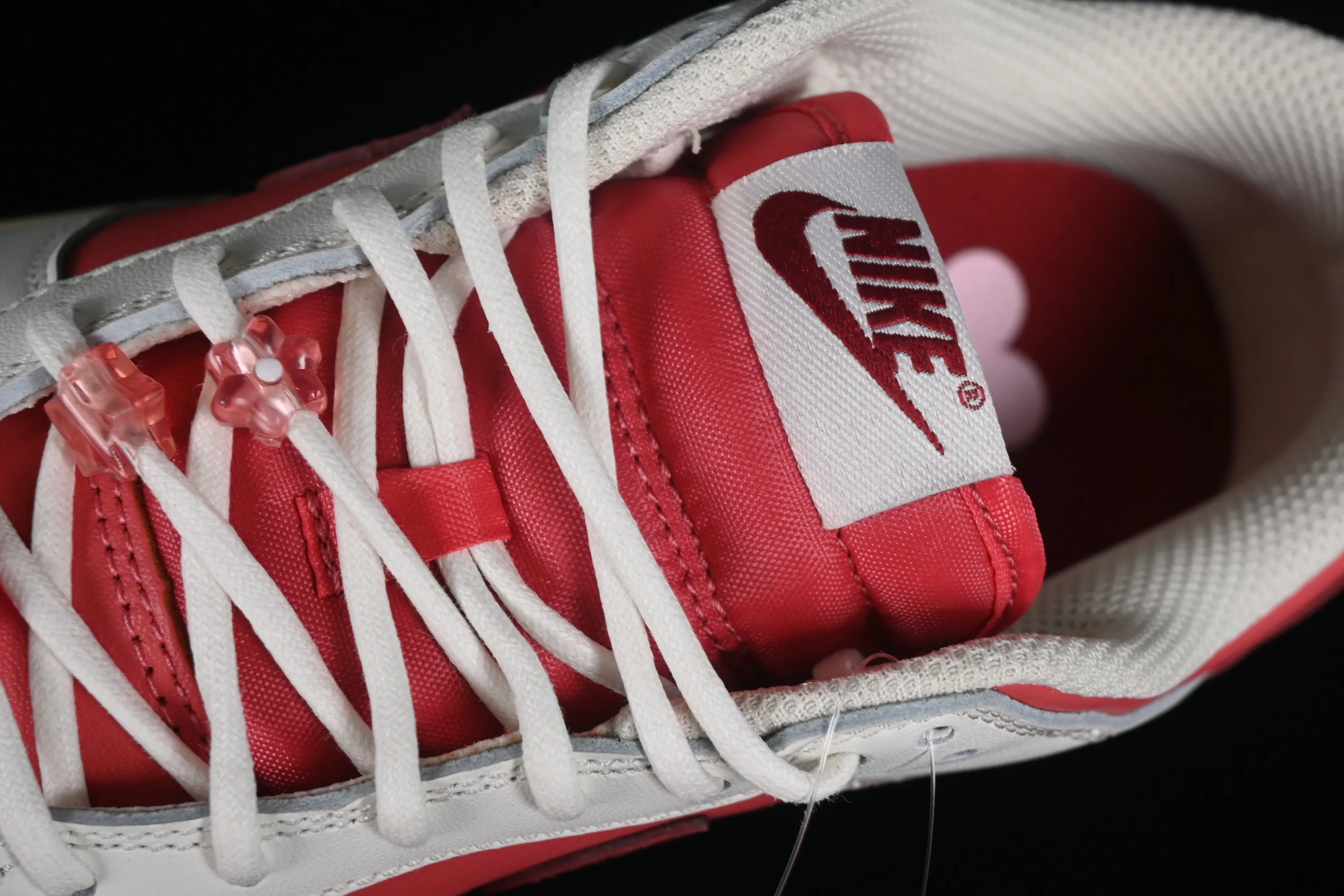 All Categories Nk SB Dunk Series Nk SB Dunk Low Low-top sneakers Foreign trade version Nk Dunk Low GS "Valentine's Day" Valentine's Day color SB low-top casual sneakers HF0736-161